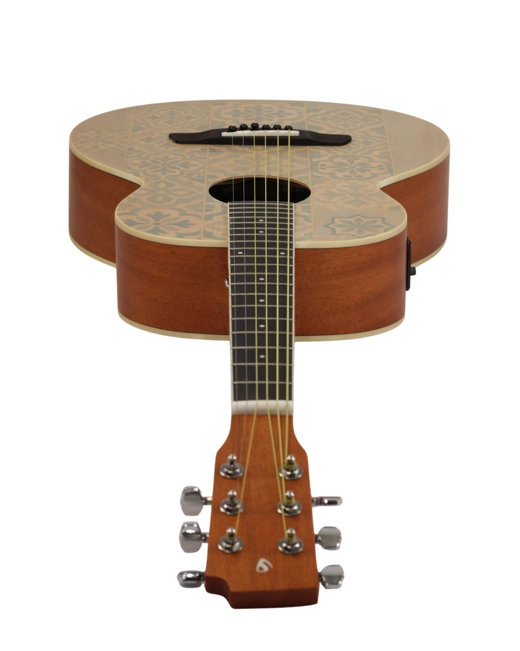 Guitarra Electroacústica Mediterranea 38¨- Incluye Funda